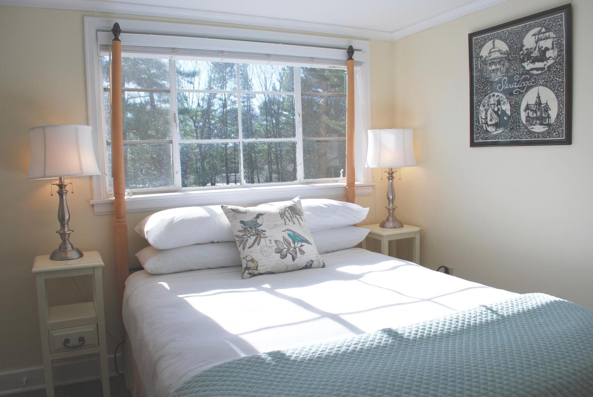 Anne'S Washington Inn (Adults Only) ساراتوغا سبرينغس، نيويورك الغرفة الصورة