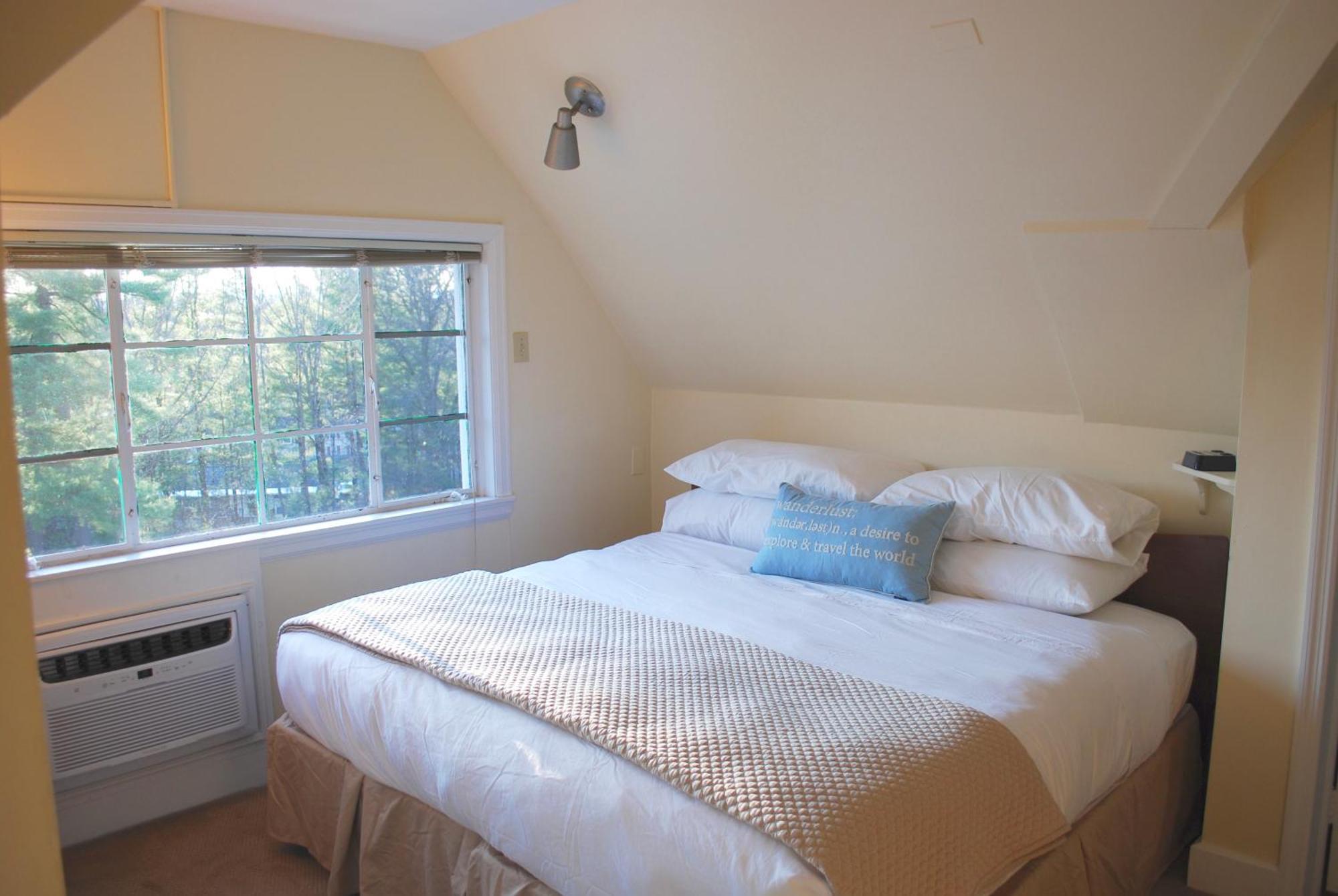 Anne'S Washington Inn (Adults Only) ساراتوغا سبرينغس، نيويورك الغرفة الصورة