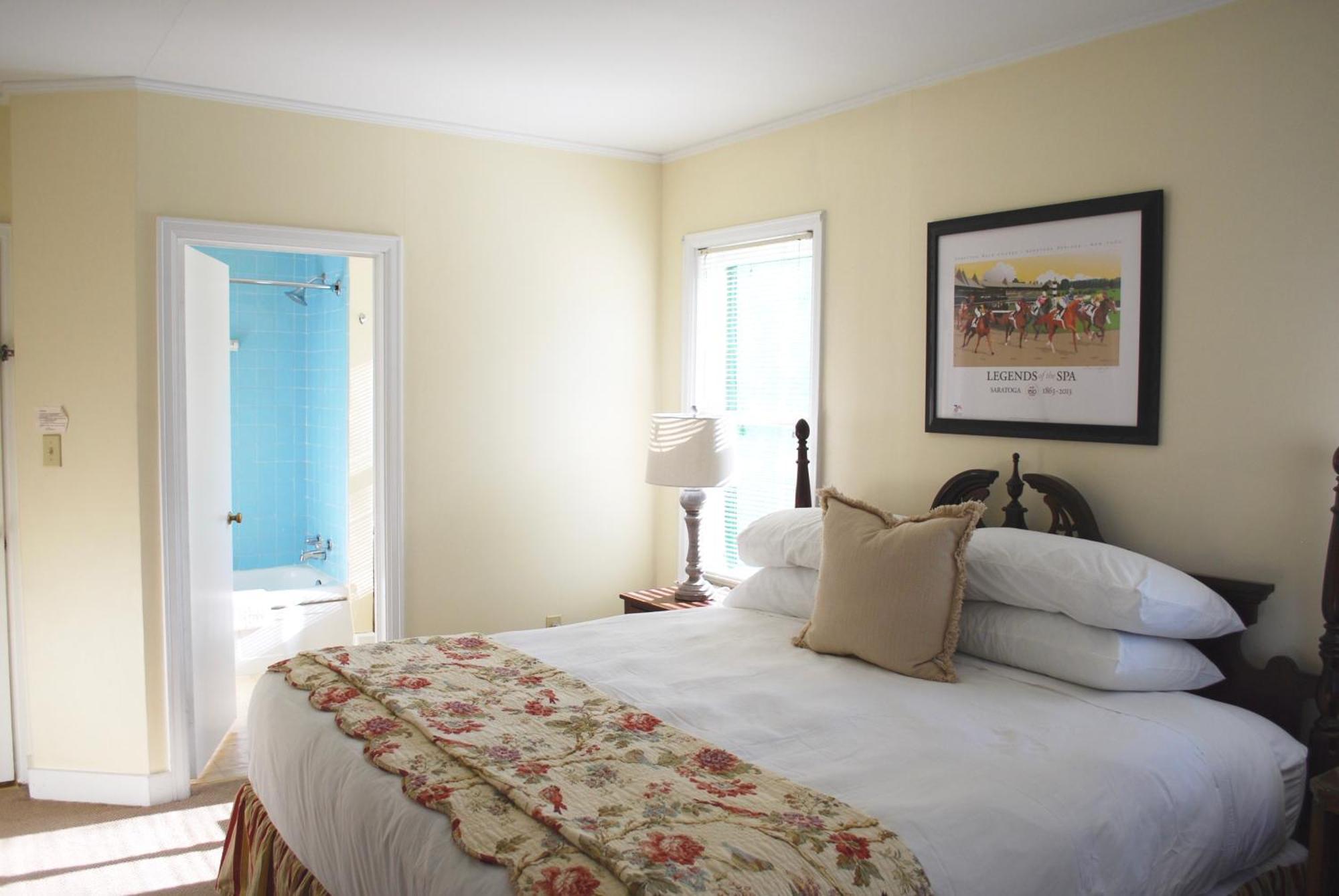 Anne'S Washington Inn (Adults Only) ساراتوغا سبرينغس، نيويورك الغرفة الصورة