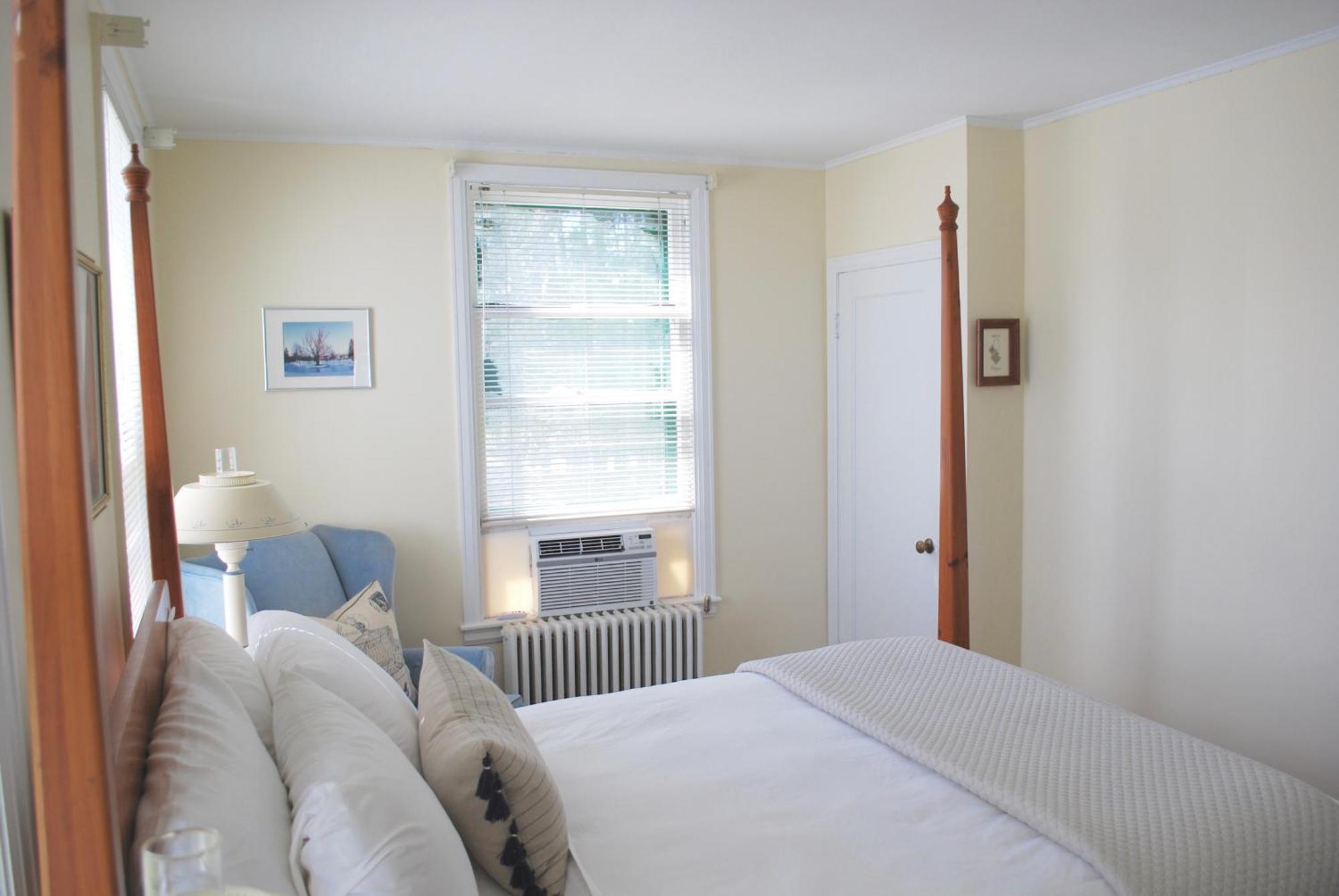 Anne'S Washington Inn (Adults Only) ساراتوغا سبرينغس، نيويورك الغرفة الصورة