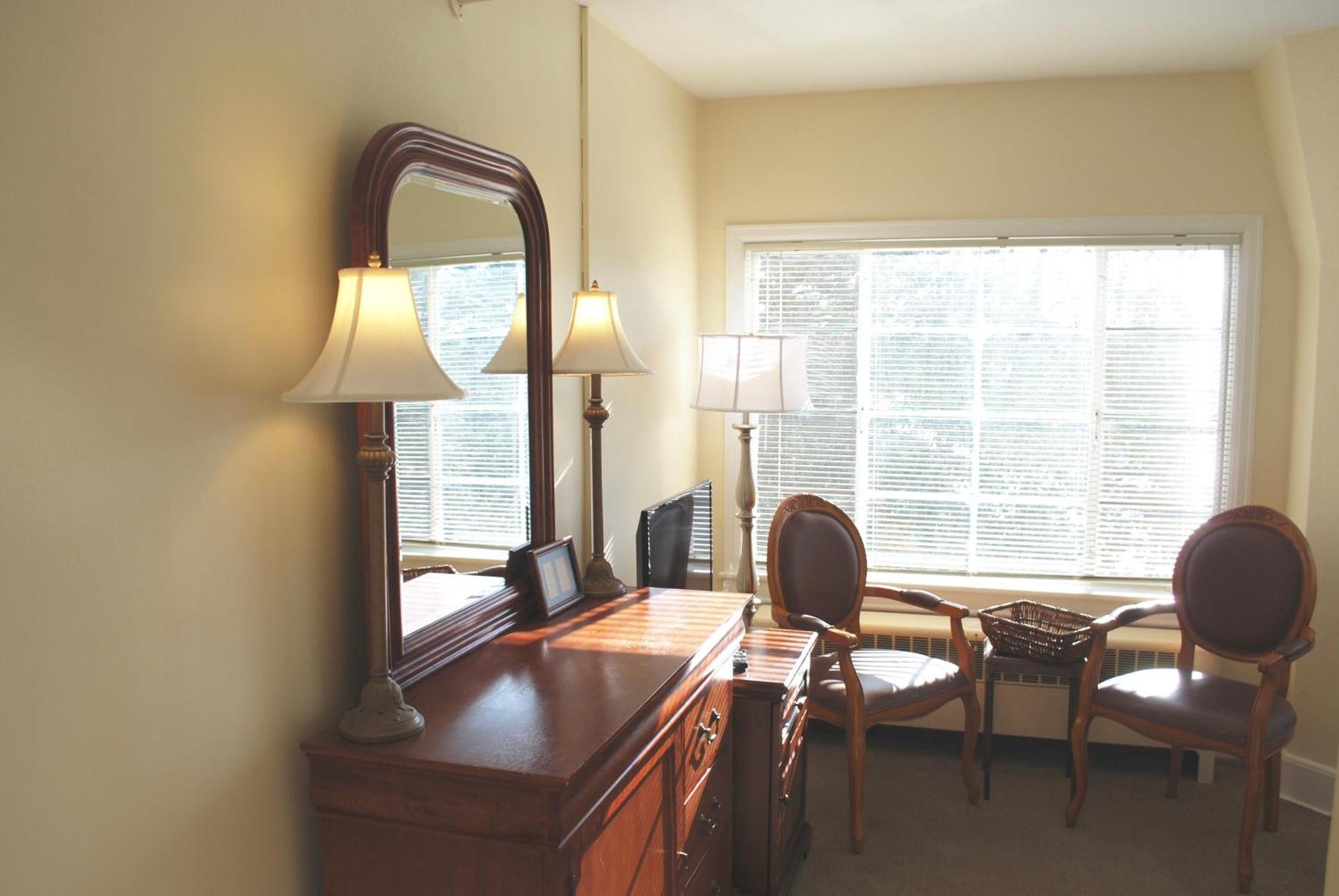 Anne'S Washington Inn (Adults Only) ساراتوغا سبرينغس، نيويورك الغرفة الصورة