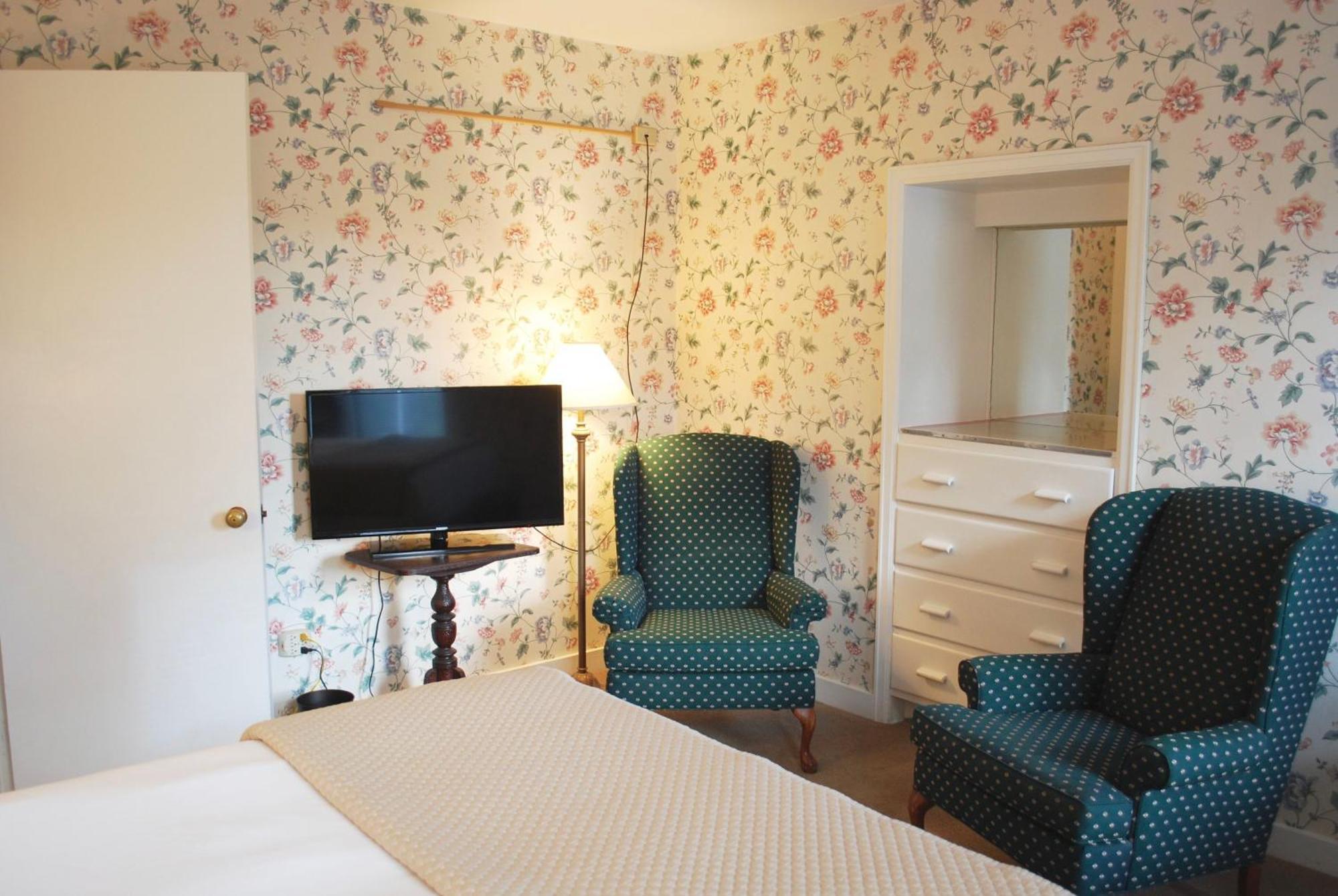 Anne'S Washington Inn (Adults Only) ساراتوغا سبرينغس، نيويورك الغرفة الصورة