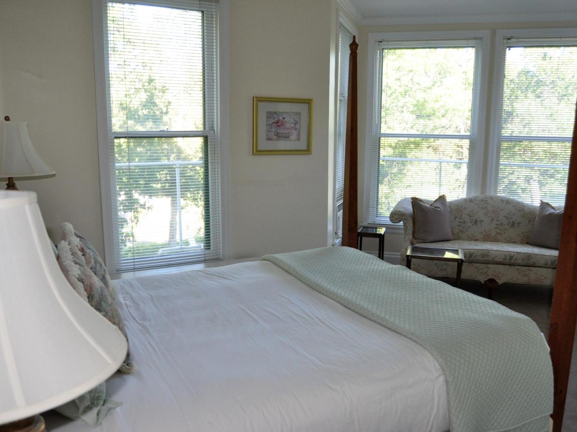 Anne'S Washington Inn (Adults Only) ساراتوغا سبرينغس، نيويورك الغرفة الصورة