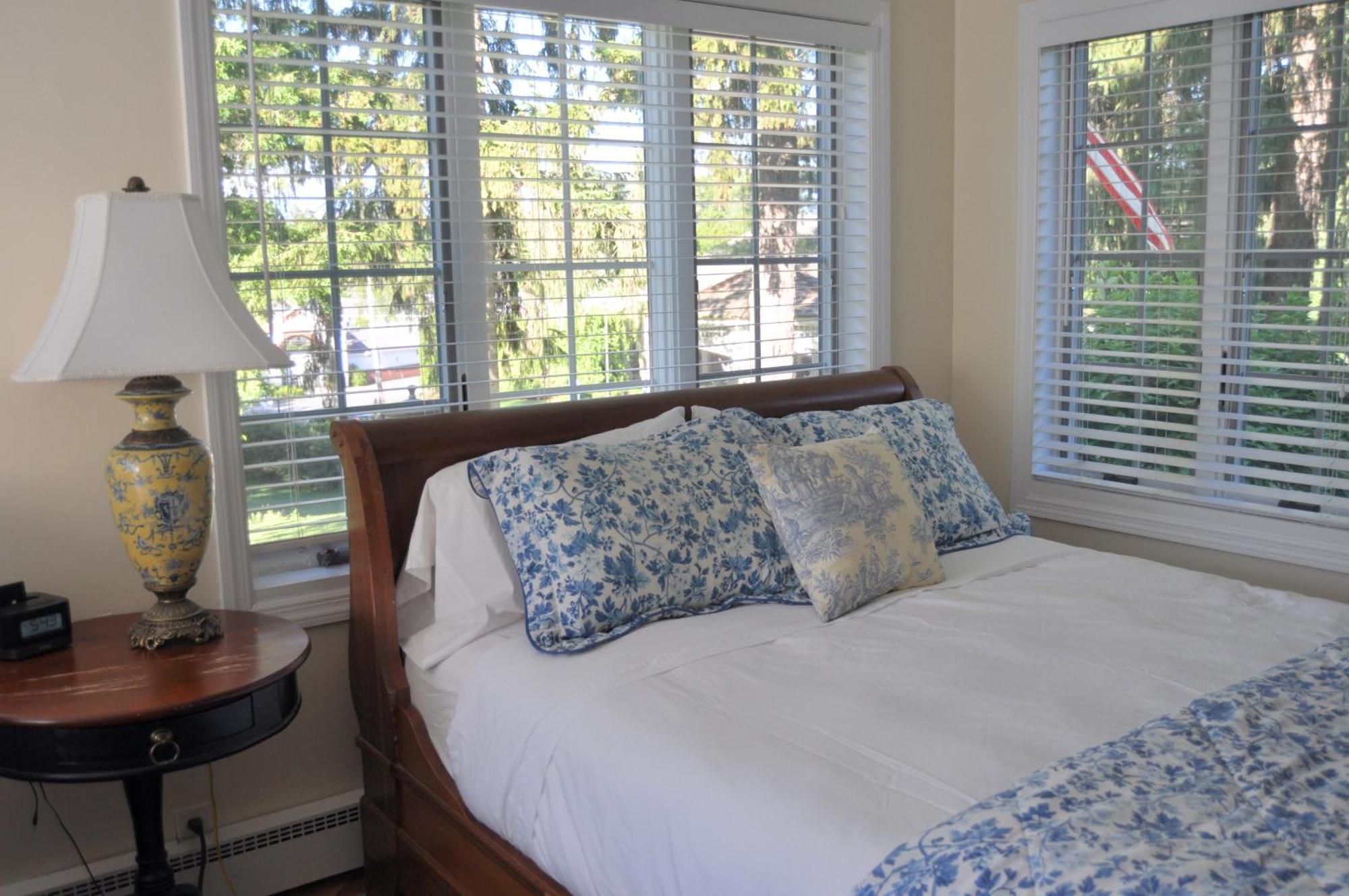 Anne'S Washington Inn (Adults Only) ساراتوغا سبرينغس، نيويورك الغرفة الصورة