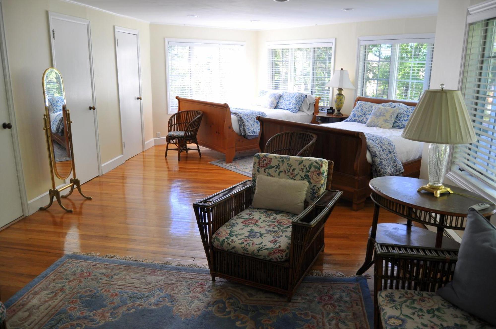 Anne'S Washington Inn (Adults Only) ساراتوغا سبرينغس، نيويورك الغرفة الصورة
